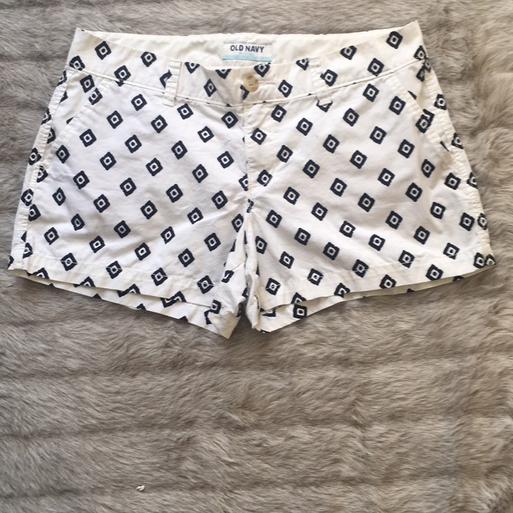 Gap White Printed Shorts